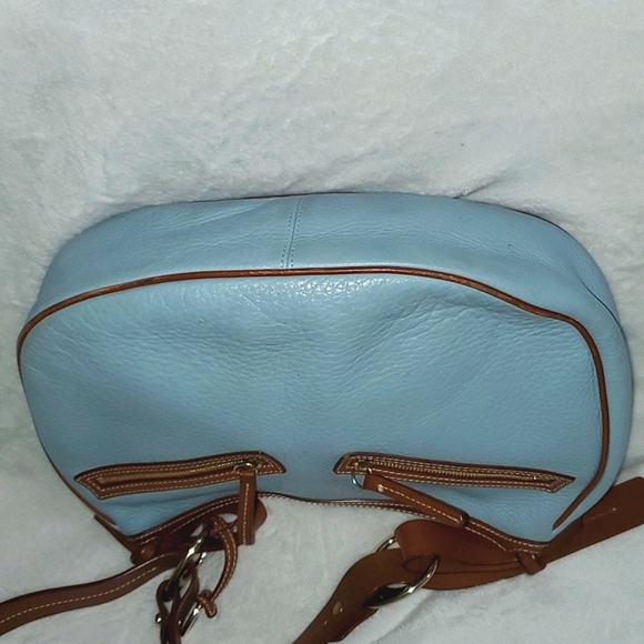 Dooney & Bourke Hobo Bag Purse - Picture 12 of 16